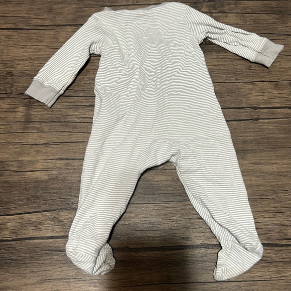 White and gray Striped Sleep. 2 way zipper - Picture 2 of 5